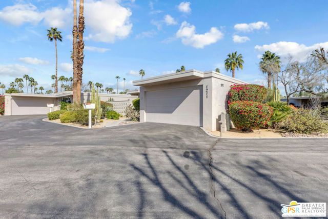 1211 Tamarisk West Street, Rancho Mirage, CA 92270