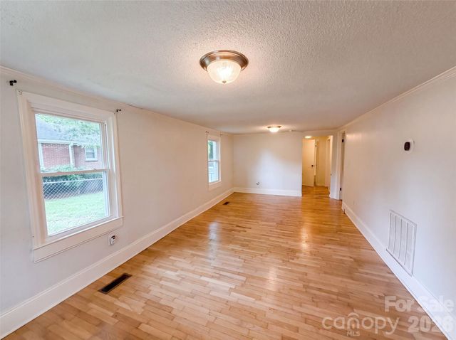 1017 White Lane, Gastonia, NC 28052