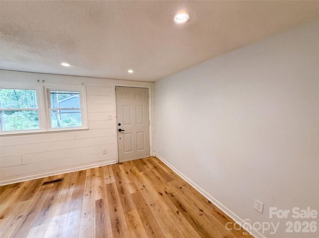 1017 White Lane, Gastonia, NC 28052