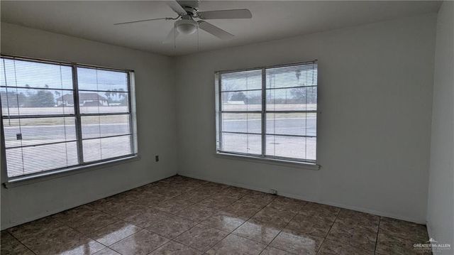 1206 E Palma Vista Drive, Palmview, TX 78572