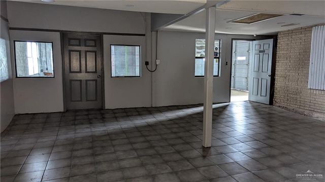 1206 E Palma Vista Drive, Palmview, TX 78572