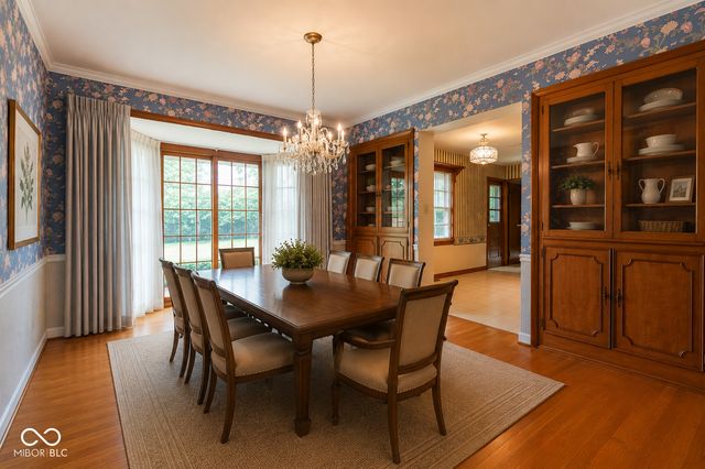 4052 Roselawn Avenue, Columbus, IN 47203