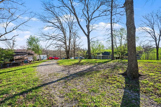 728 Kenton Station Road, Alexandria, KY 41001