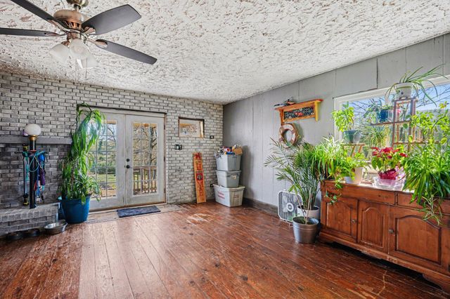 728 Kenton Station Road, Alexandria, KY 41001