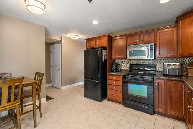 45 Sumner St 45, Quincy, MA 02169