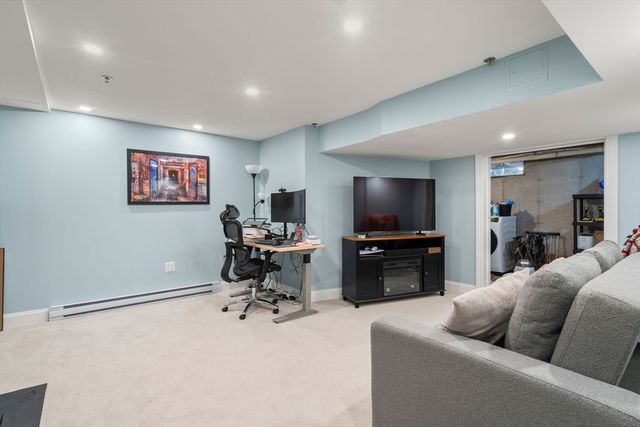 45 Sumner St 45, Quincy, MA 02169