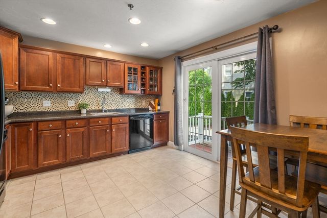 45 Sumner St 45, Quincy, MA 02169