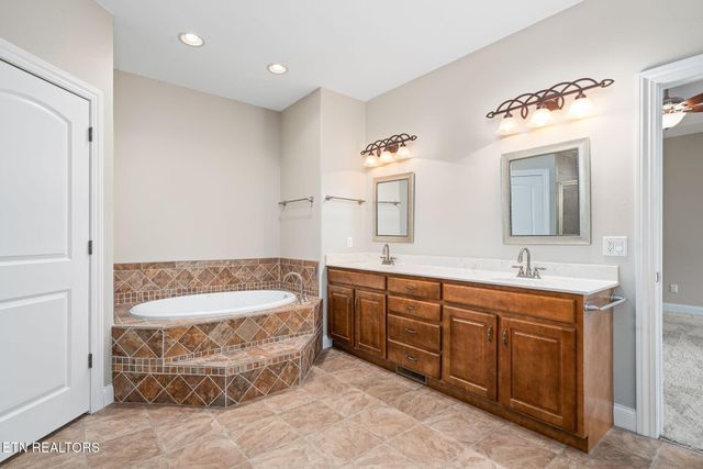 14 Holly Court, Crossville, TN 38558