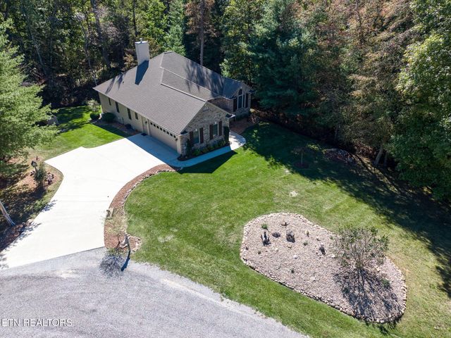 14 Holly Court, Crossville, TN 38558