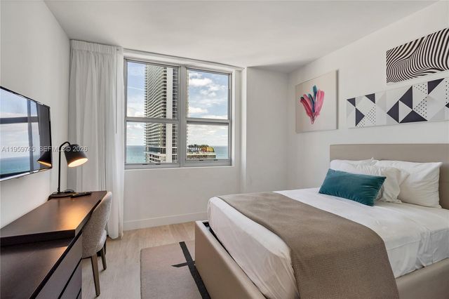 4010 S Ocean Dr R2301, Hollywood, FL 33019