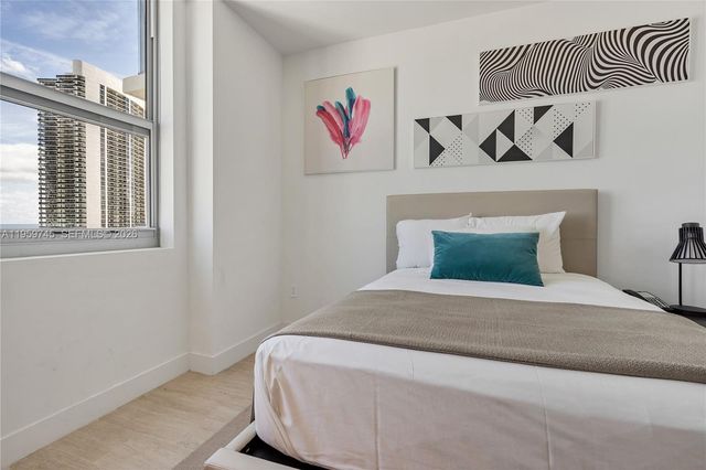 4010 S Ocean Dr R2301, Hollywood, FL 33019