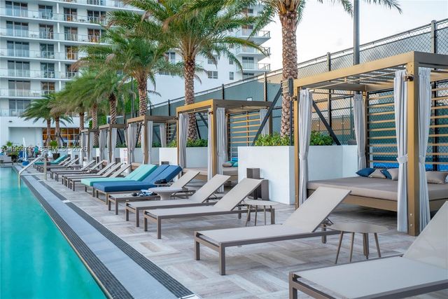 4010 S Ocean Dr R2301, Hollywood, FL 33019