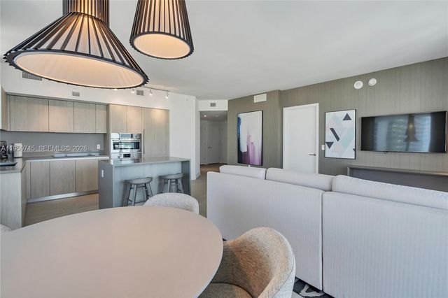 4010 S Ocean Dr R2301, Hollywood, FL 33019