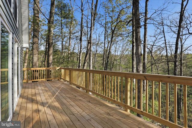173 DEAD END LN, Berkeley Springs, WV 25411