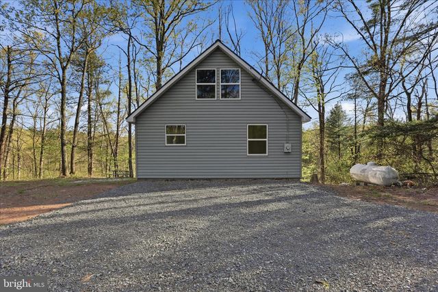173 DEAD END LN, Berkeley Springs, WV 25411