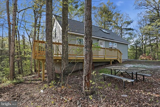 173 DEAD END LN, Berkeley Springs, WV 25411