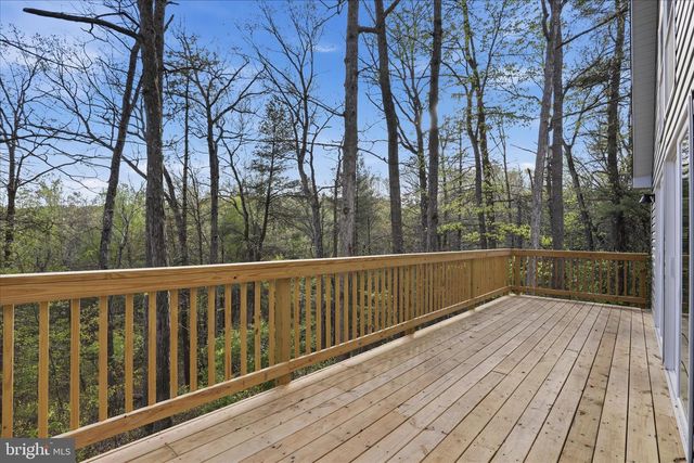 173 DEAD END LN, Berkeley Springs, WV 25411