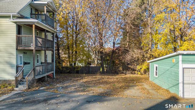 50 Hillside Place, Bristol, CT 06010