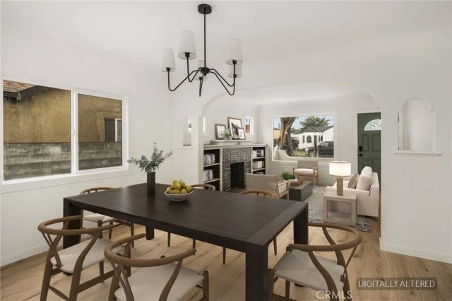 1911 W 65th, Los Angeles, CA 90047