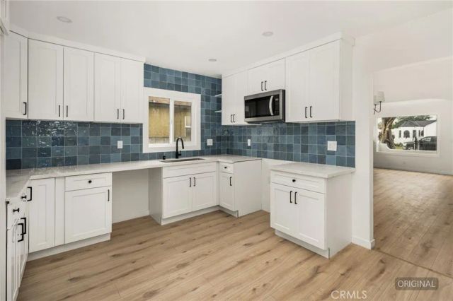 1911 W 65th, Los Angeles, CA 90047