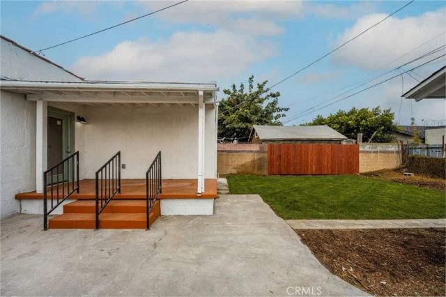 1911 W 65th, Los Angeles, CA 90047