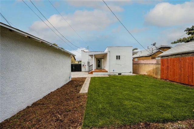 1911 W 65th, Los Angeles, CA 90047
