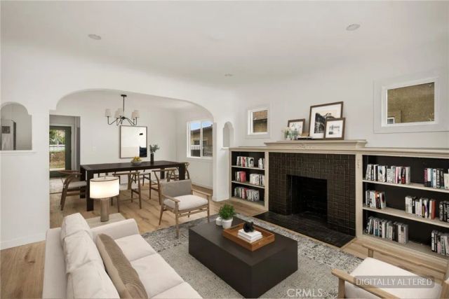 1911 W 65th, Los Angeles, CA 90047