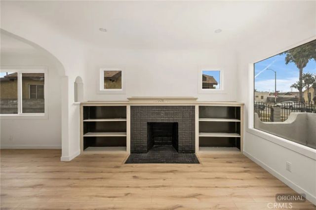 1911 W 65th, Los Angeles, CA 90047