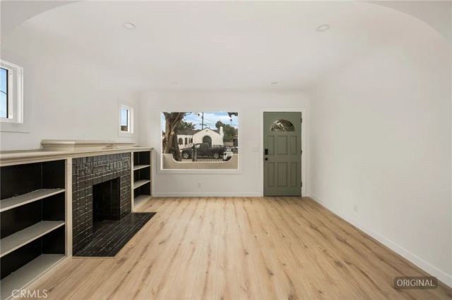 1911 W 65th, Los Angeles, CA 90047