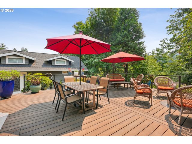 1638 Sw UPLAND Dr, Portland, OR 97221