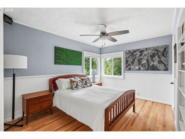 1638 Sw UPLAND Dr, Portland, OR 97221