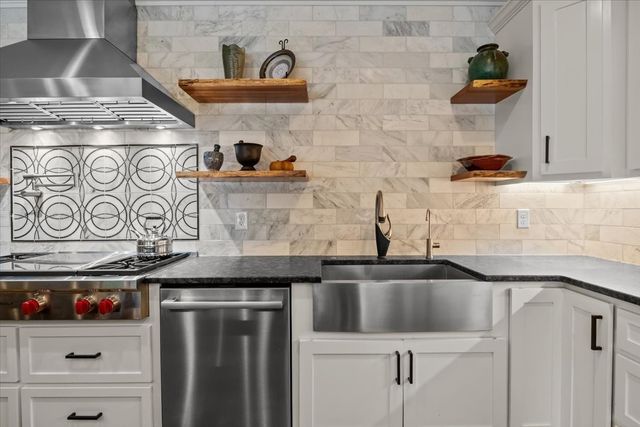 1355 Mitchell Rd, Pulaski, TN 38478