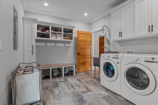 1355 Mitchell Rd, Pulaski, TN 38478