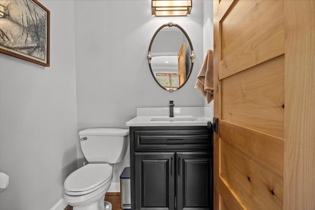 1355 Mitchell Rd, Pulaski, TN 38478