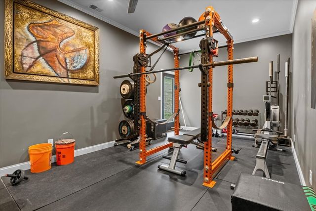 1355 Mitchell Rd, Pulaski, TN 38478