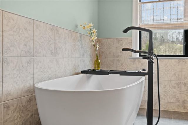 1355 Mitchell Rd, Pulaski, TN 38478