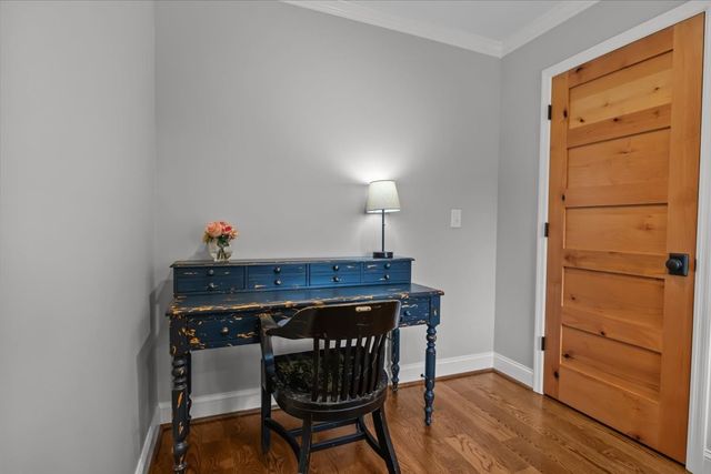 1355 Mitchell Rd, Pulaski, TN 38478