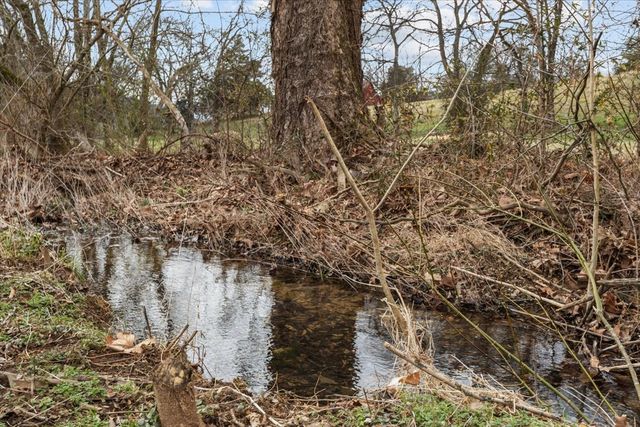 1355 Mitchell Rd, Pulaski, TN 38478