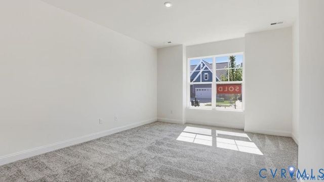 1792 Outrigger Dr, Chester, VA 23836