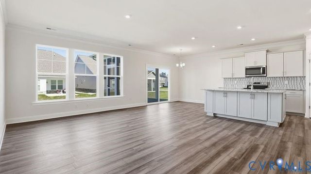 1792 Outrigger Dr, Chester, VA 23836