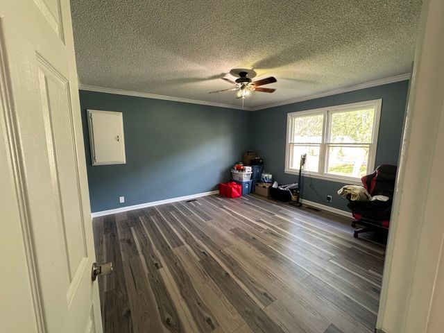 15 Harper Dr, Fayetteville, TN 37334