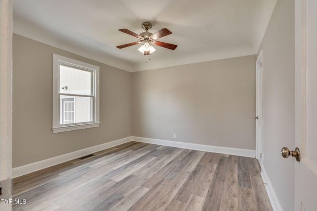 1223 Wayne Street, Kingsport, TN 37660