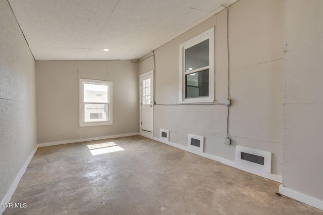 1223 Wayne Street, Kingsport, TN 37660