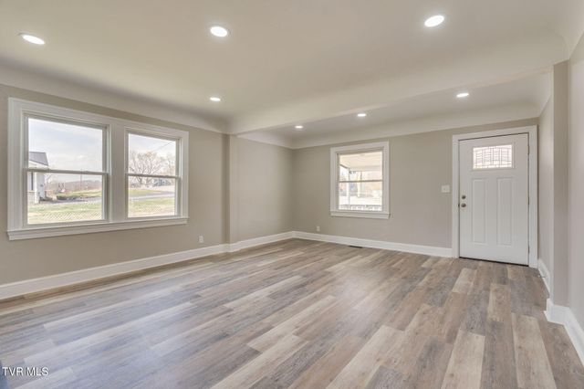 1223 Wayne Street, Kingsport, TN 37660