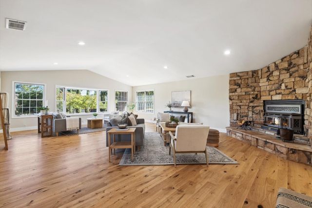 16035 Oak Glen Avenue, Morgan Hill, CA 95037