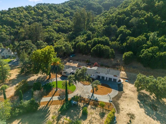 16035 Oak Glen Avenue, Morgan Hill, CA 95037