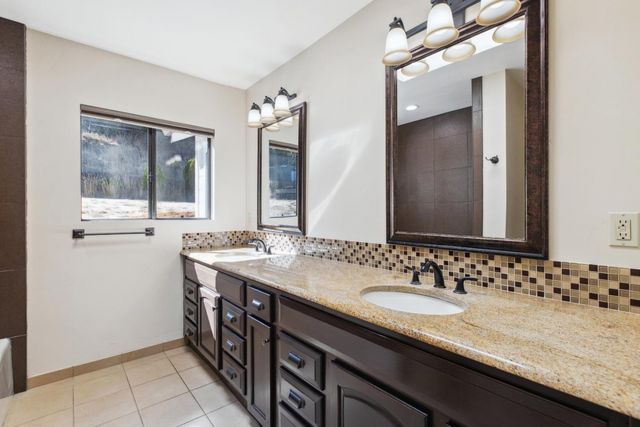 16035 Oak Glen Avenue, Morgan Hill, CA 95037