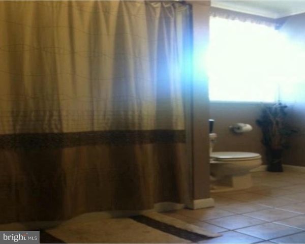 1209 W KINGS HWY, Mount Ephraim, NJ 08059