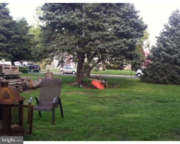 1209 W KINGS HWY, Mount Ephraim, NJ 08059