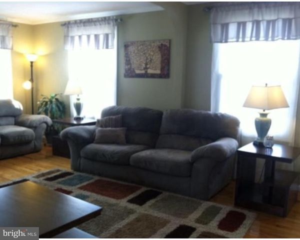 1209 W KINGS HWY, Mount Ephraim, NJ 08059